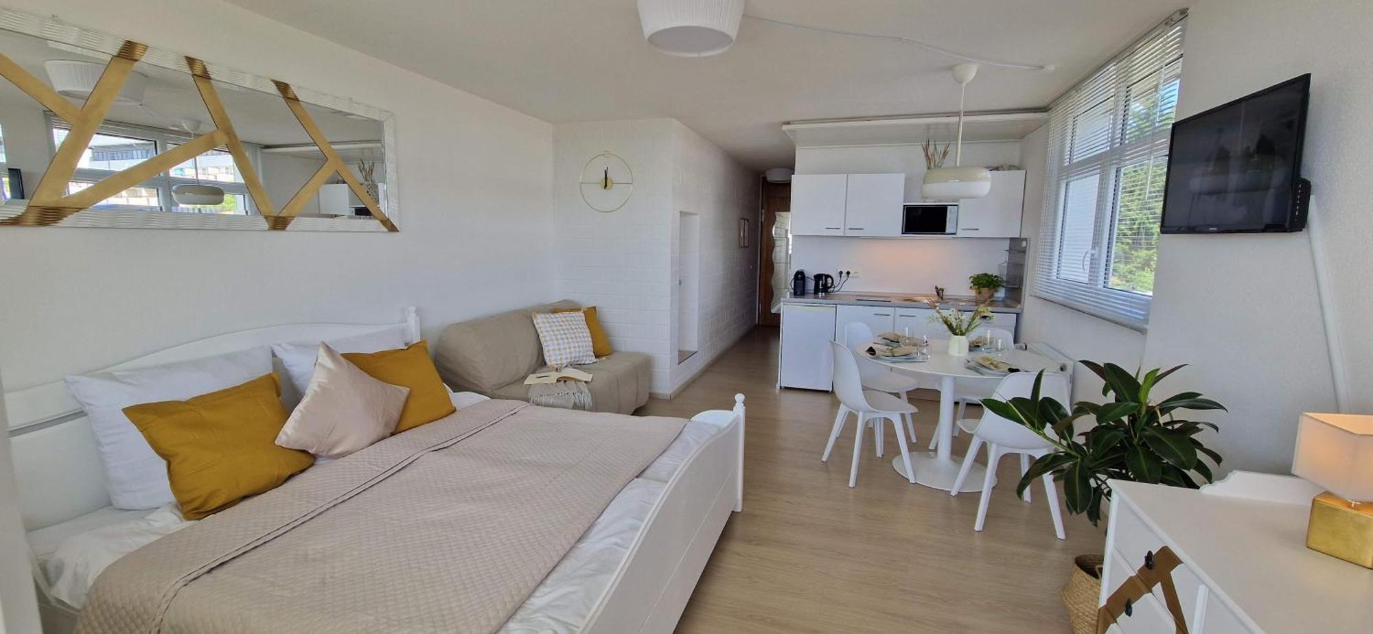 Pools, Sauna Und Balkon Mit Panoramablick سانكت انجلمار المظهر الخارجي الصورة